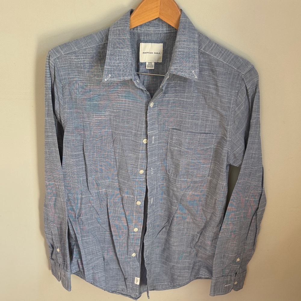 American Eagle Outfitters Men's Casual Blue Button Down Shirt